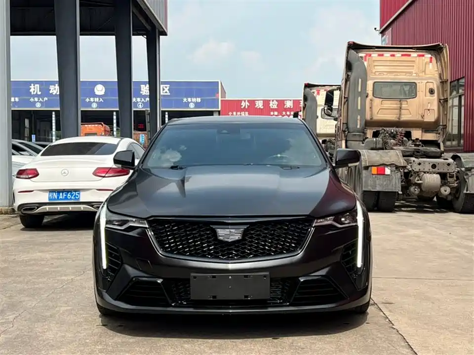 Cadillac CT4