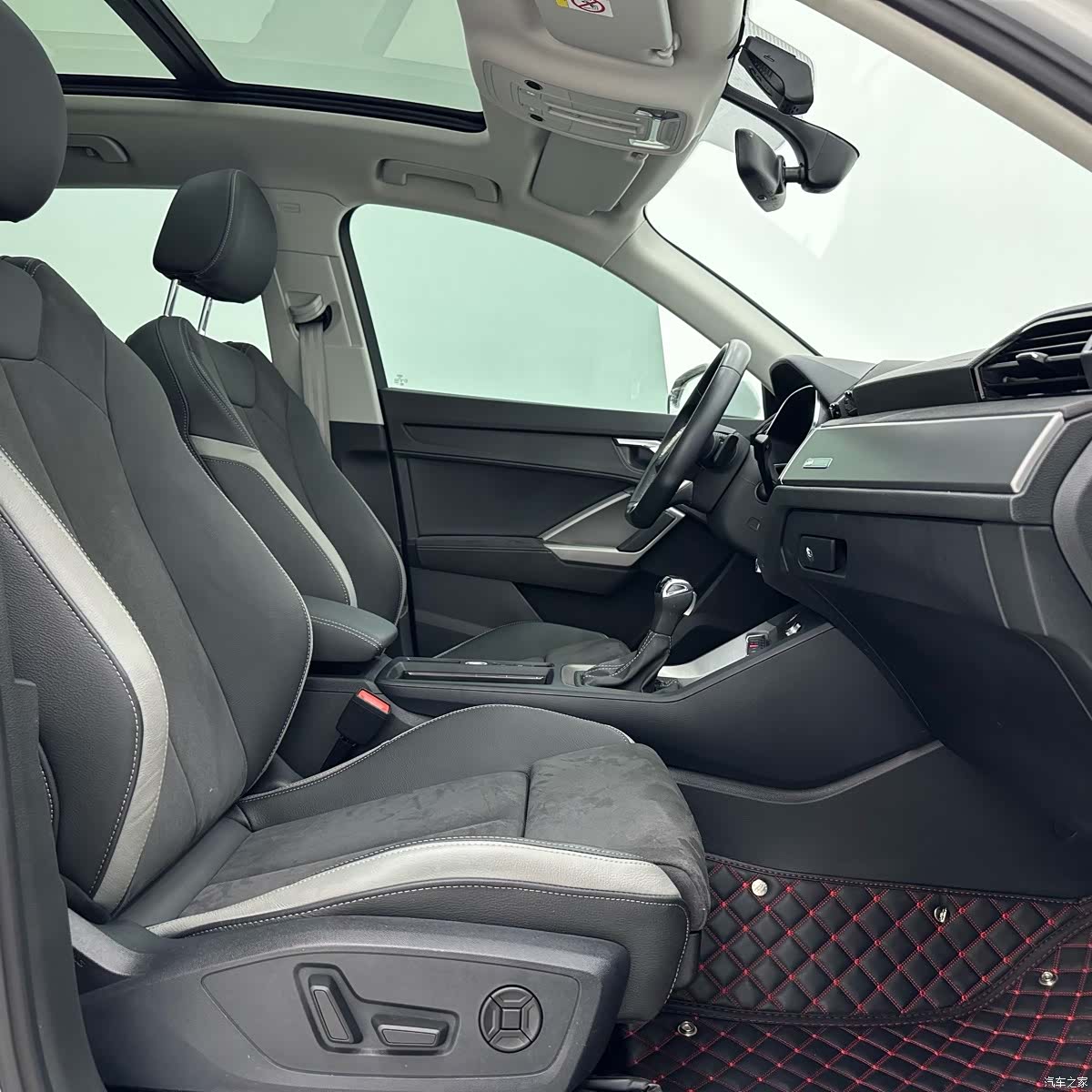 Audi Q3, 2023 9