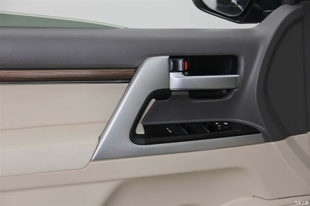 Toyota Land Cruiser, 2020 22