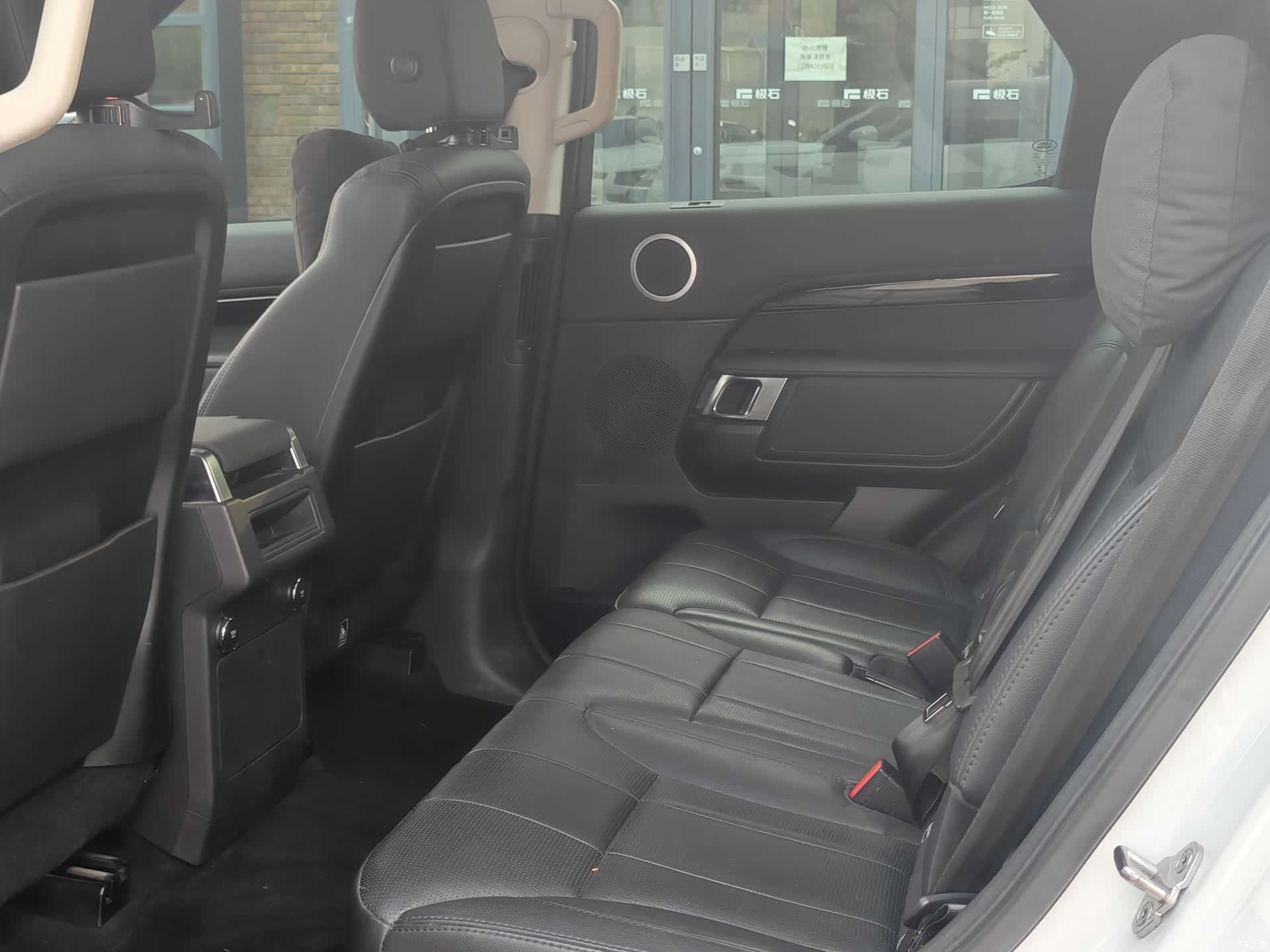 Land Rover Discovery, 2019 13