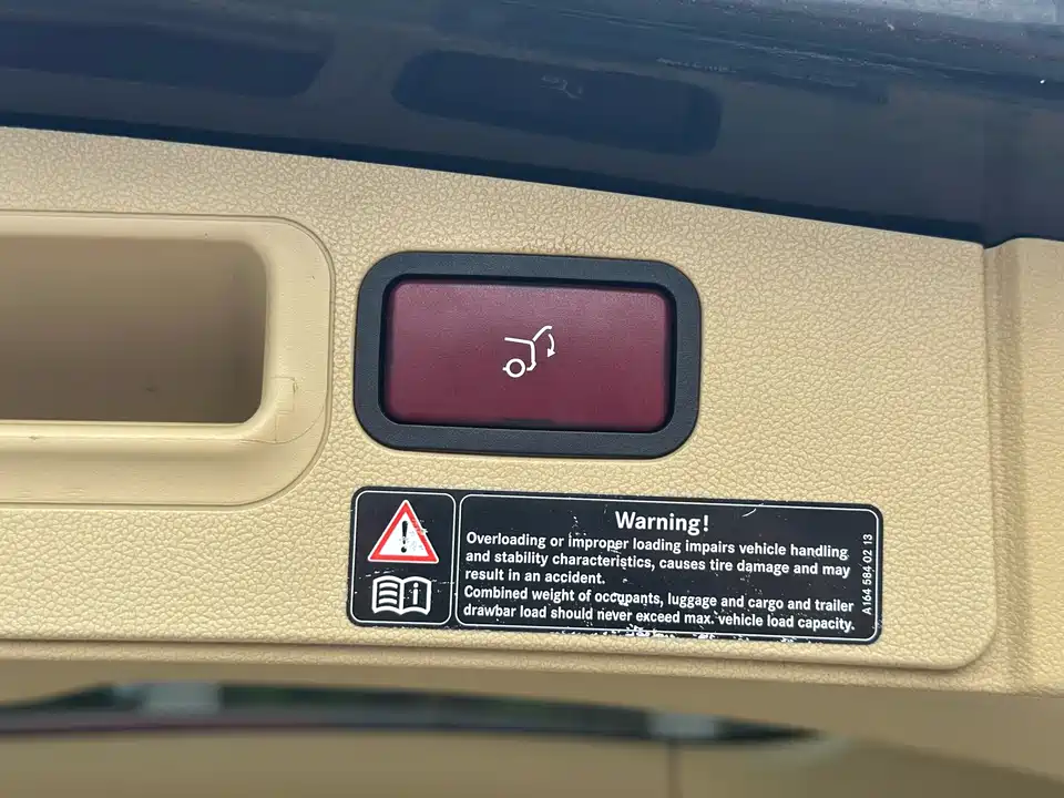 Mercedes-Benz GL grade