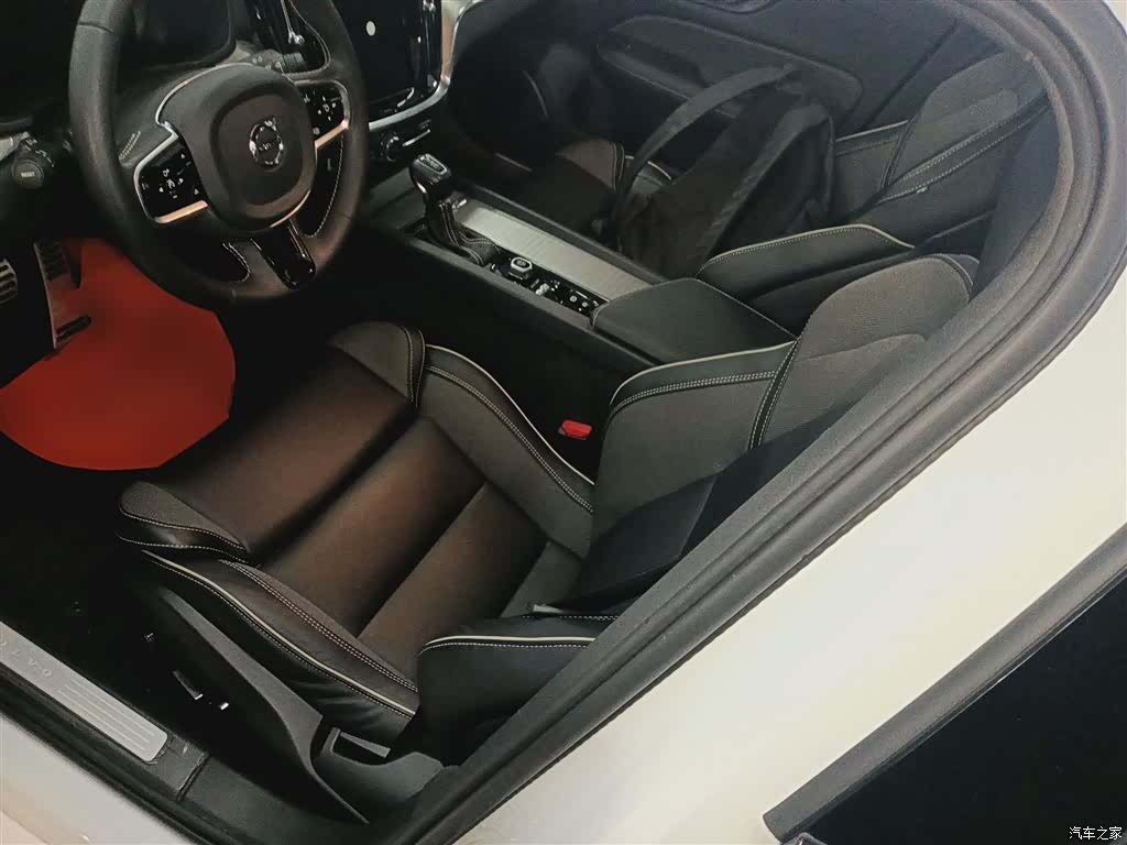 Volvo S60, 2021 11