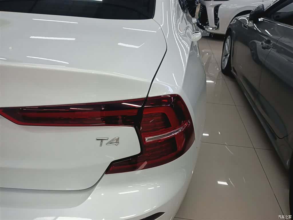 Volvo S60, 2021 23