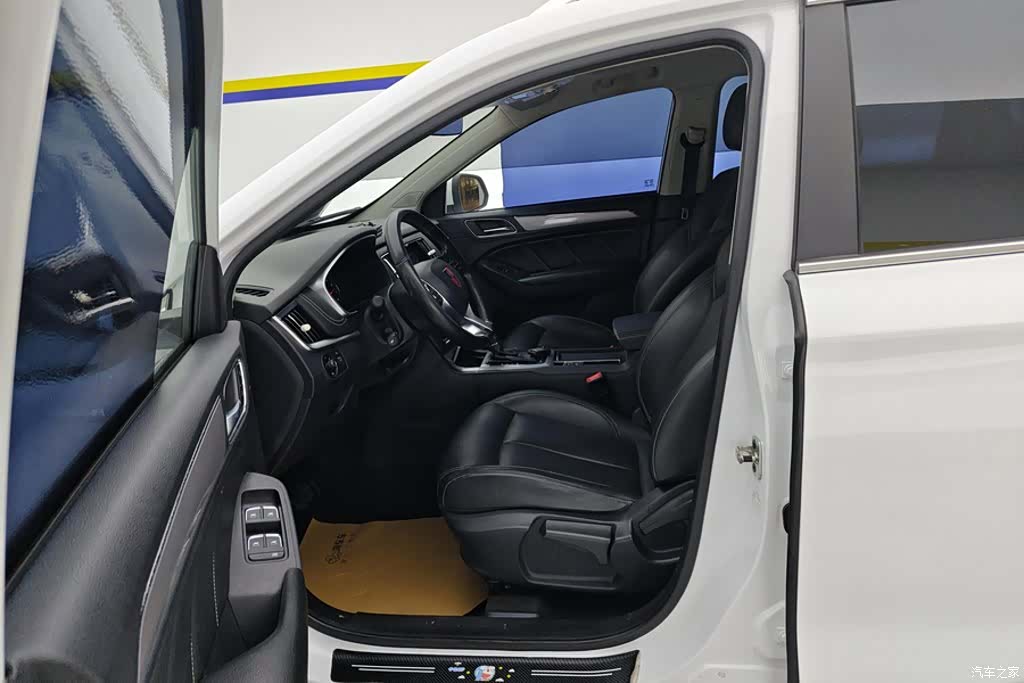 Roewe RX5, 2021 9