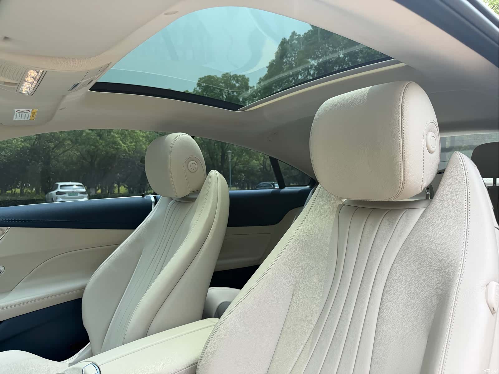 Mercedes-Benz E-Class, 2022 8