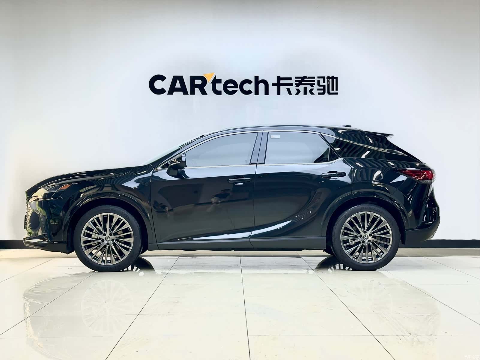 Lexus RX, 2025 6