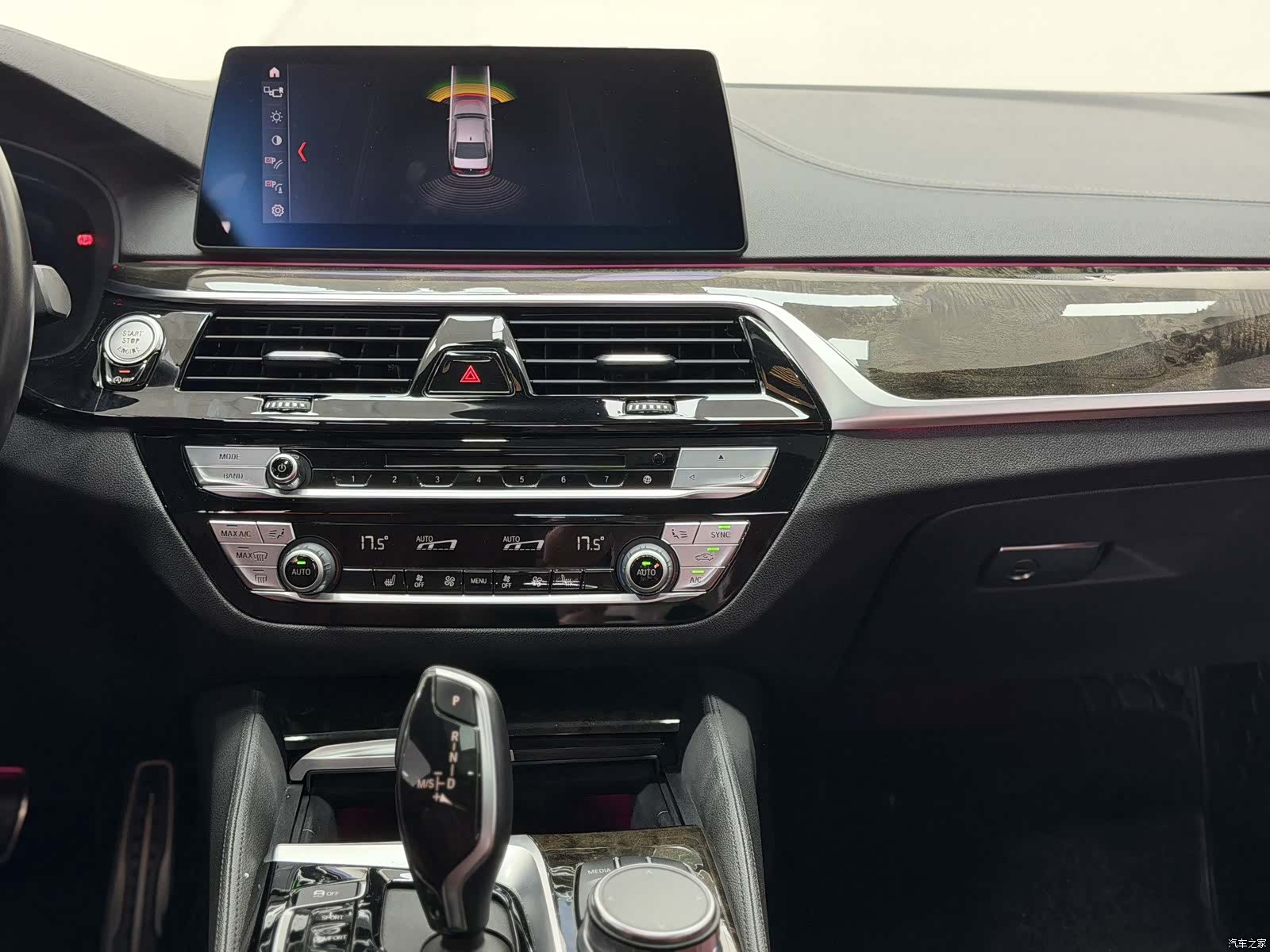 BMW 5 Series, 2019 11
