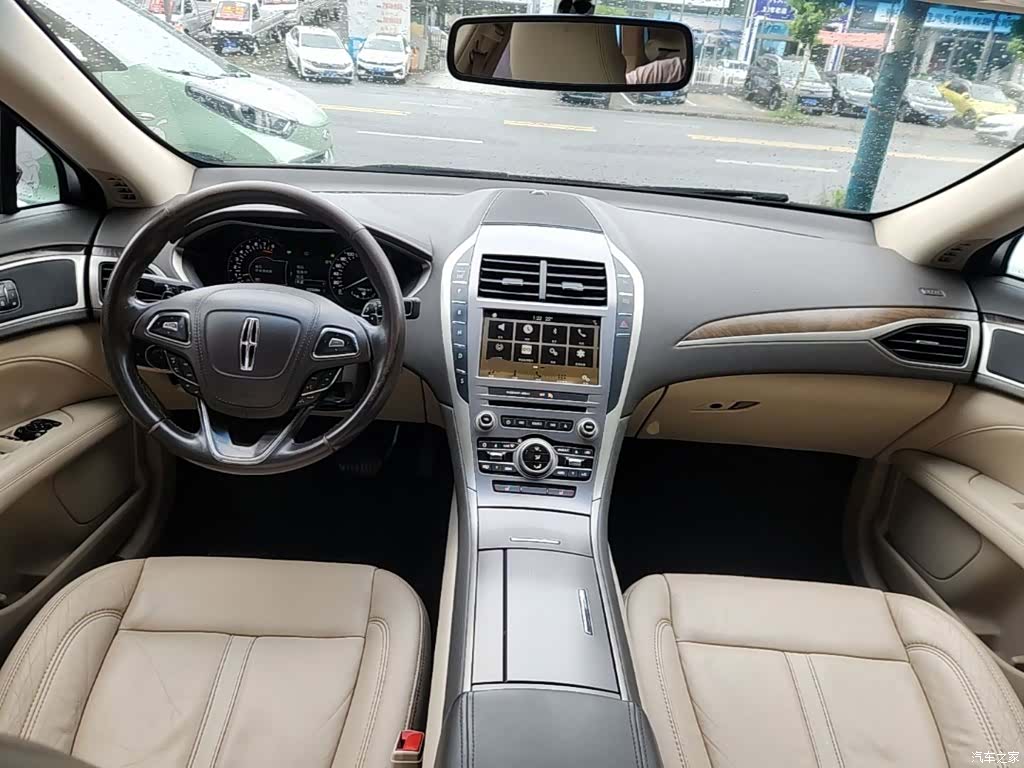 Lincoln MKZ, 2017 10