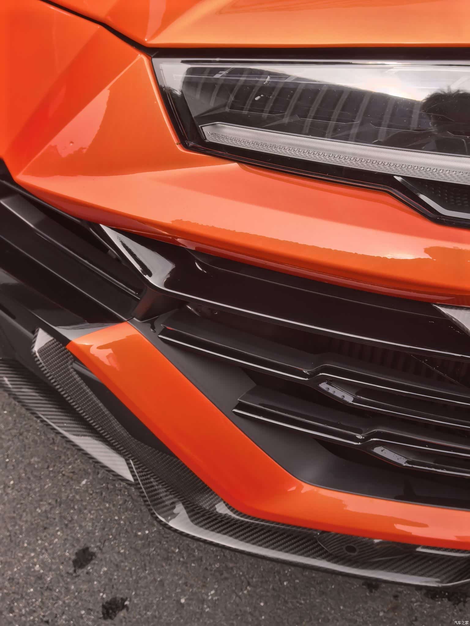 Lamborghini Urus, 2023 11