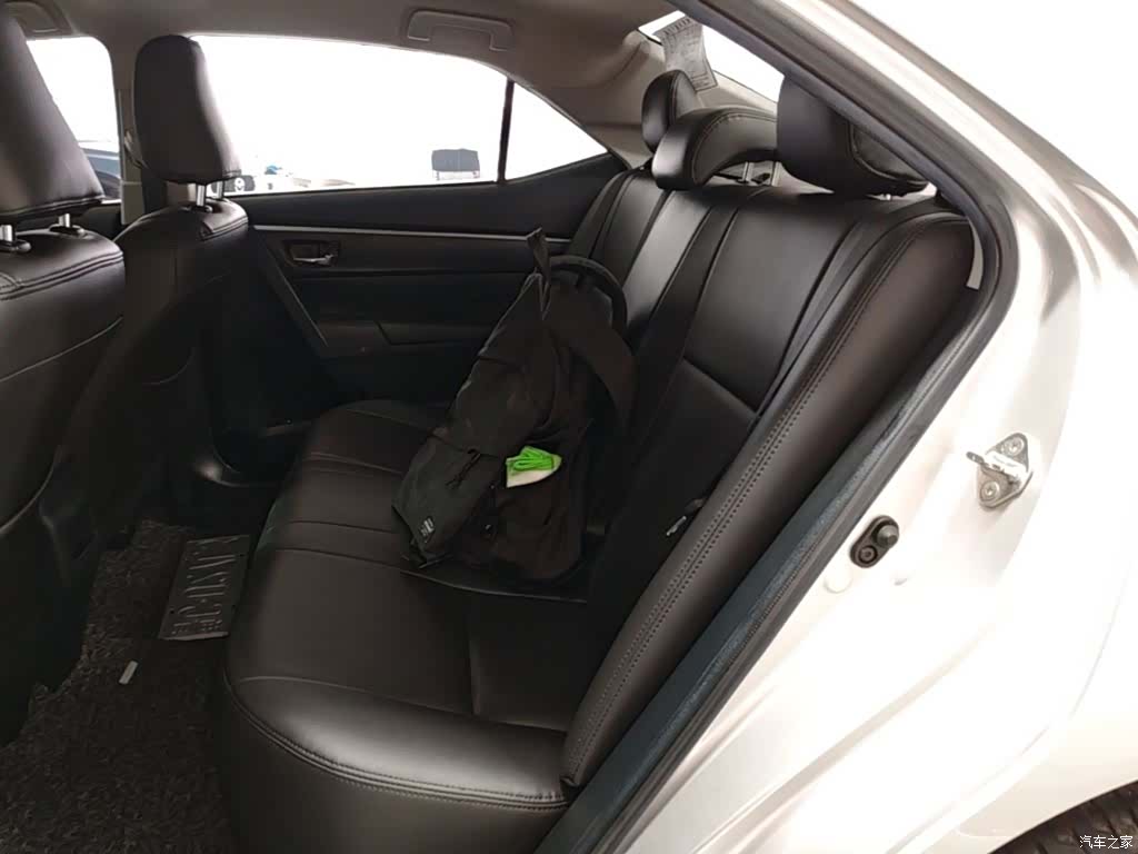 Toyota Corolla, 2015 17