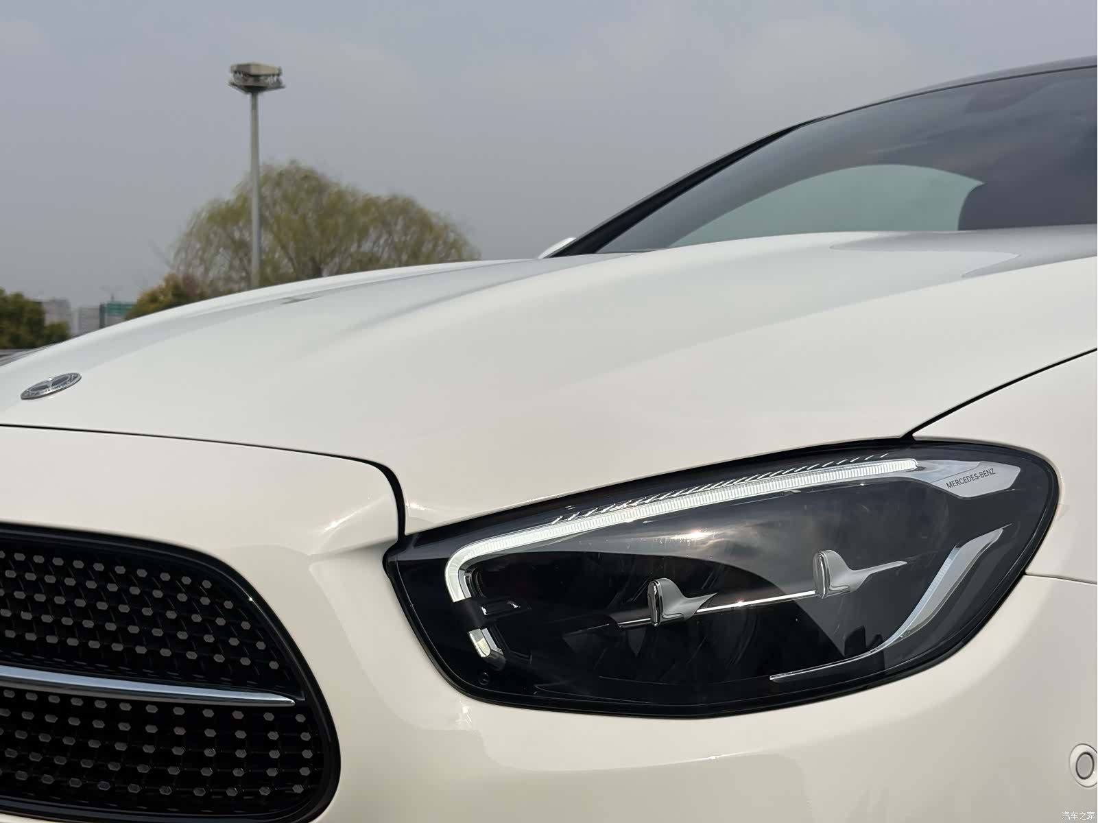 Mercedes-Benz E-Class, 2023 3