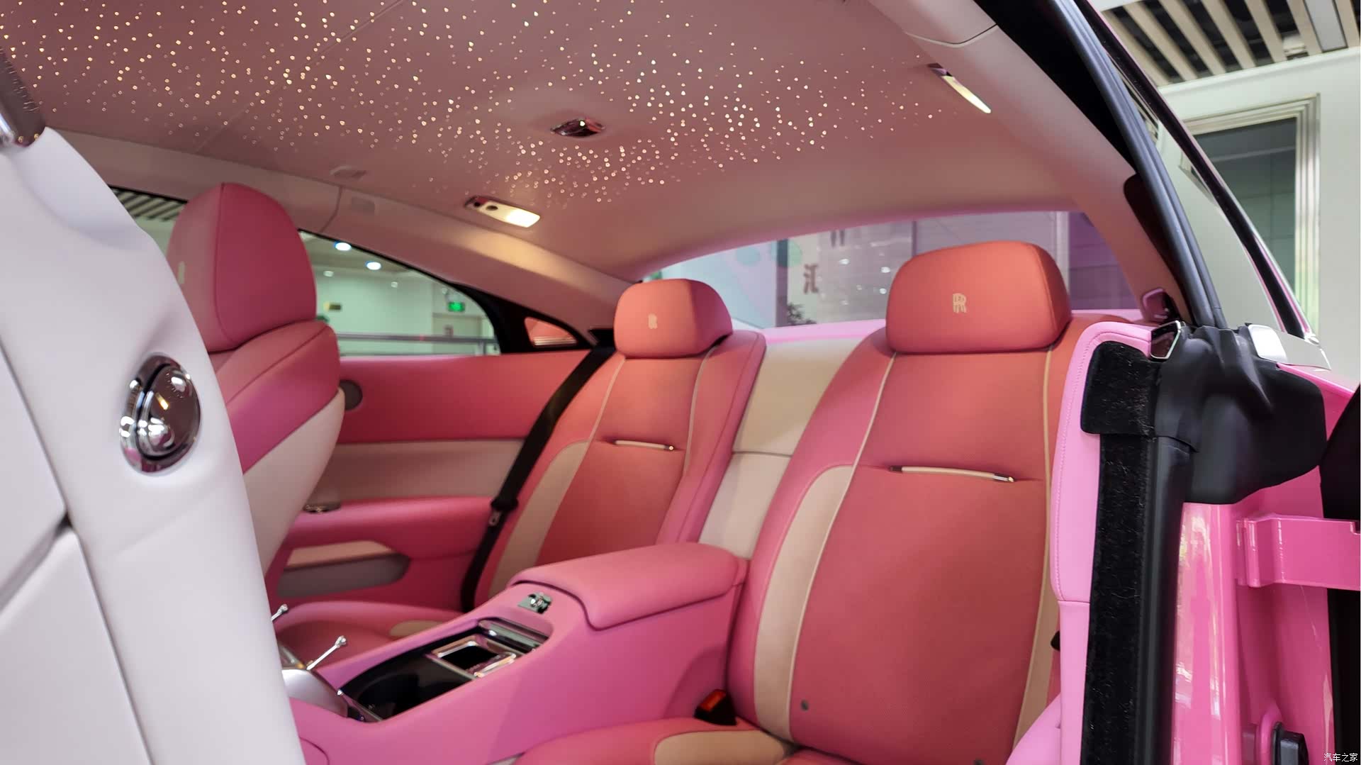 Rolls-Royce Wraith, 2023 8