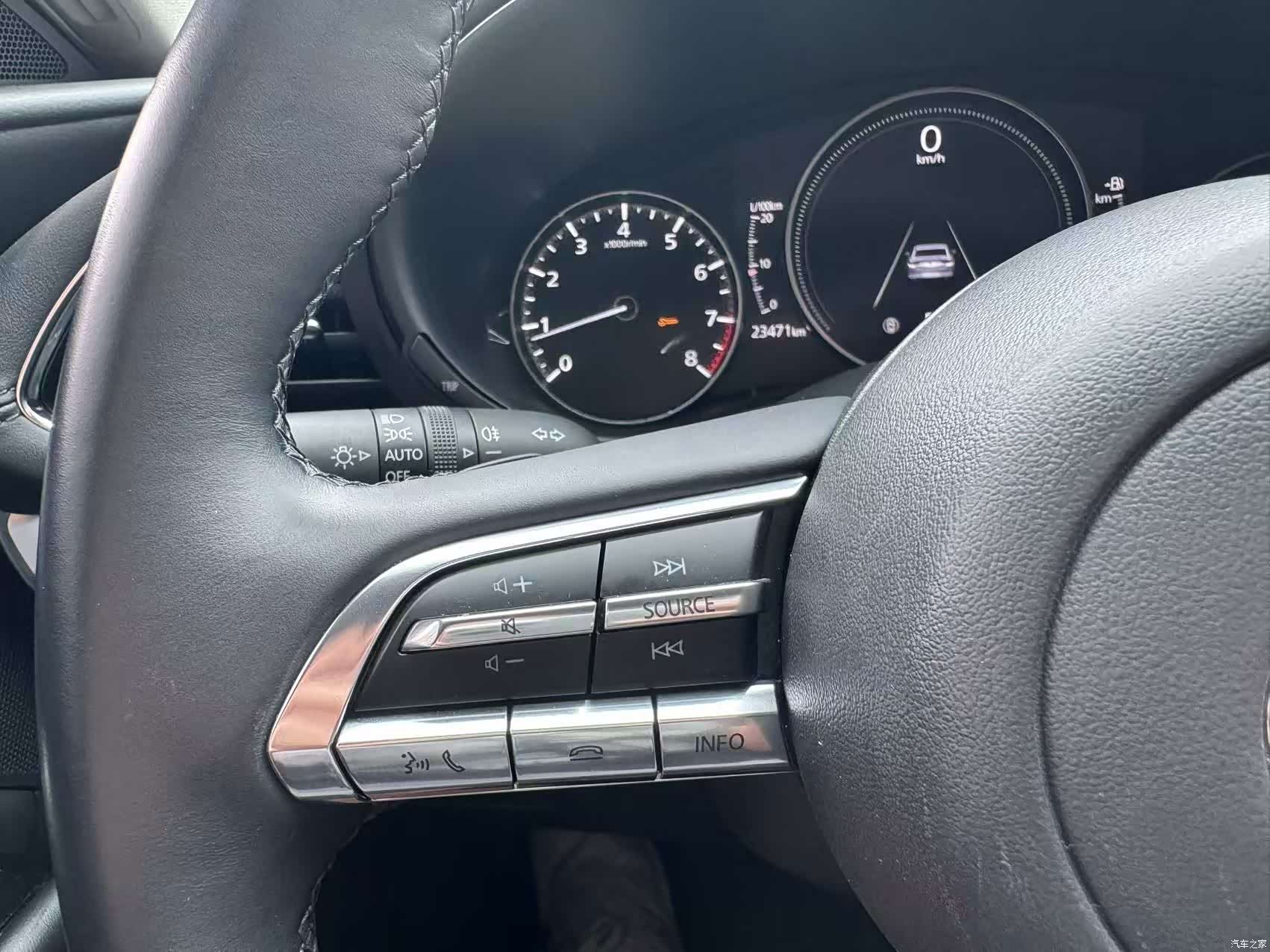 Mazda Mazda3, 2022 25