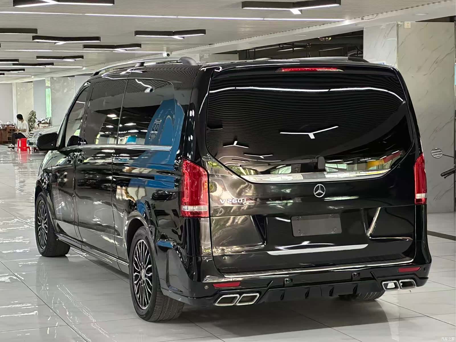 Mercedes-Benz V-Class, 2020 15