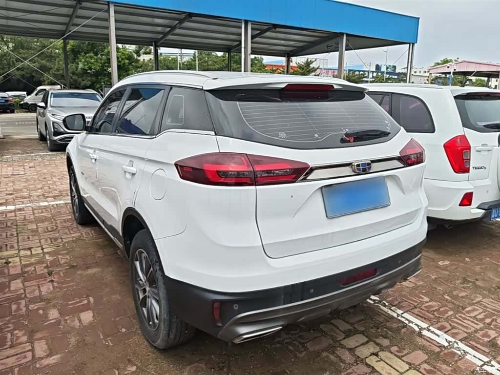 Geely Boyue, 2019 все фото
