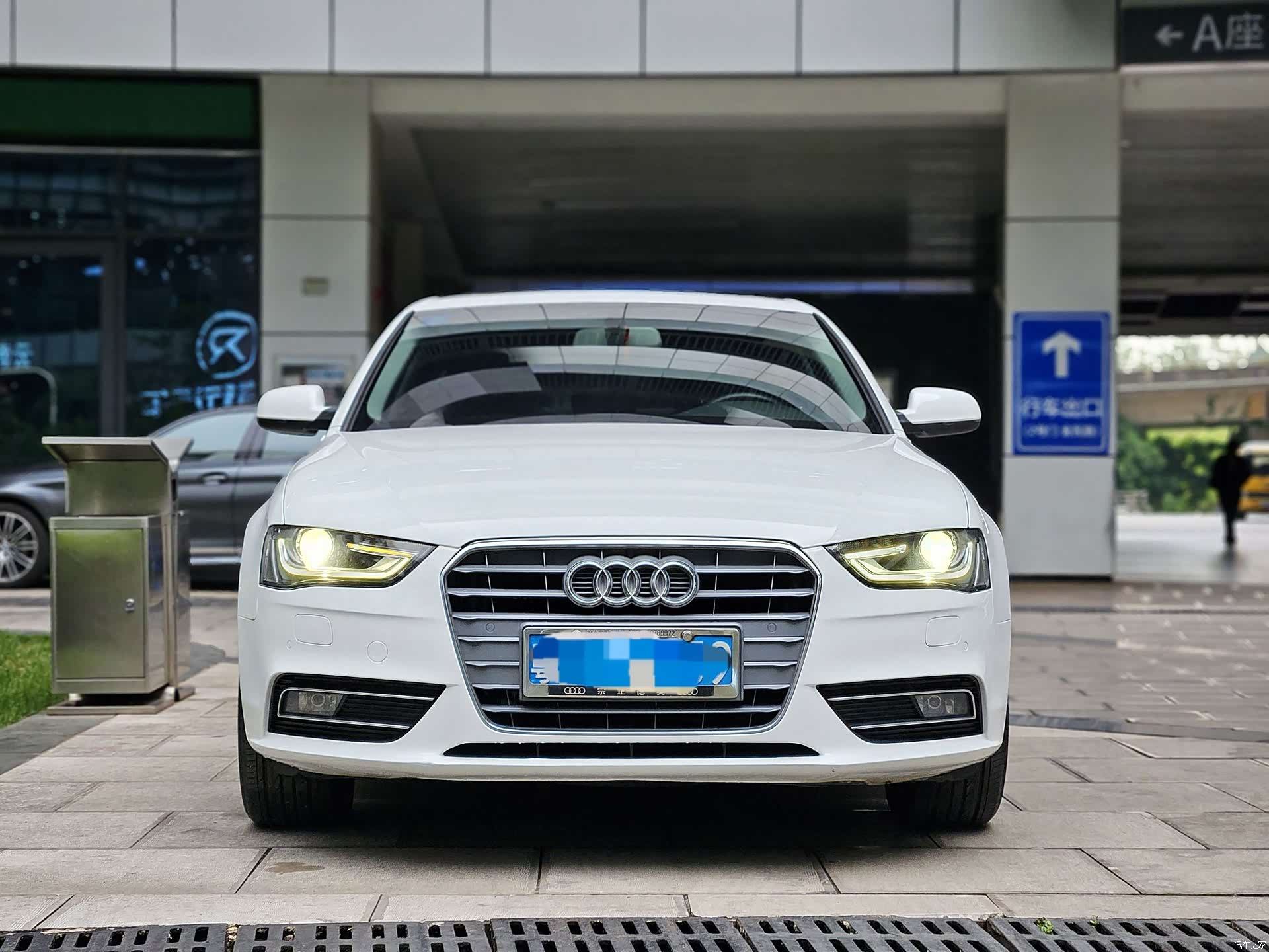 Audi A4L, 2012 2