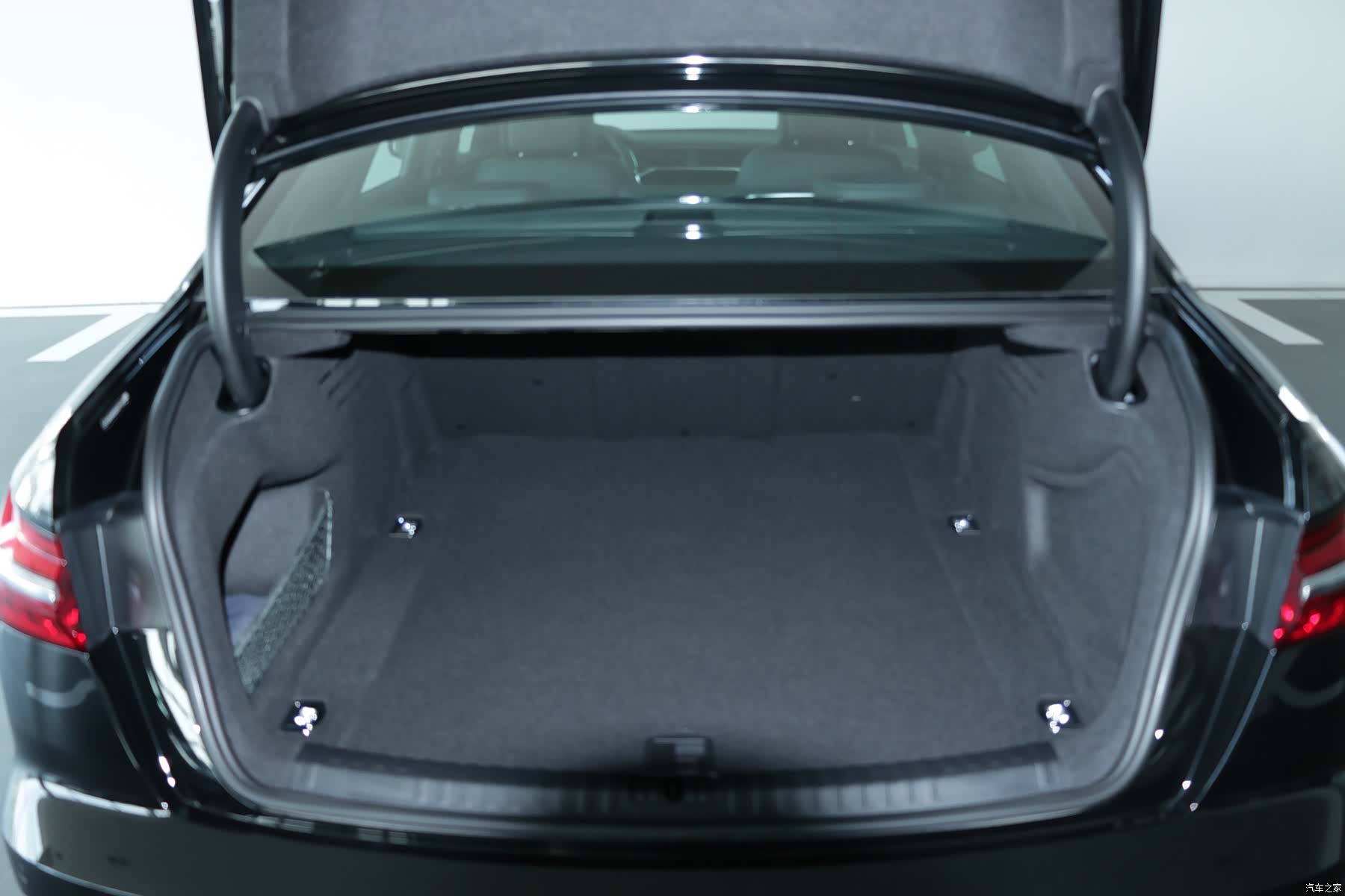 Audi A6L, 2025 6