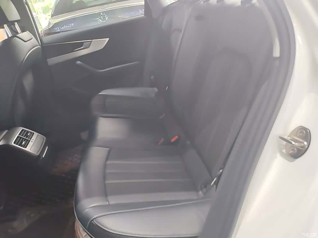 Audi A4L, 2023 17