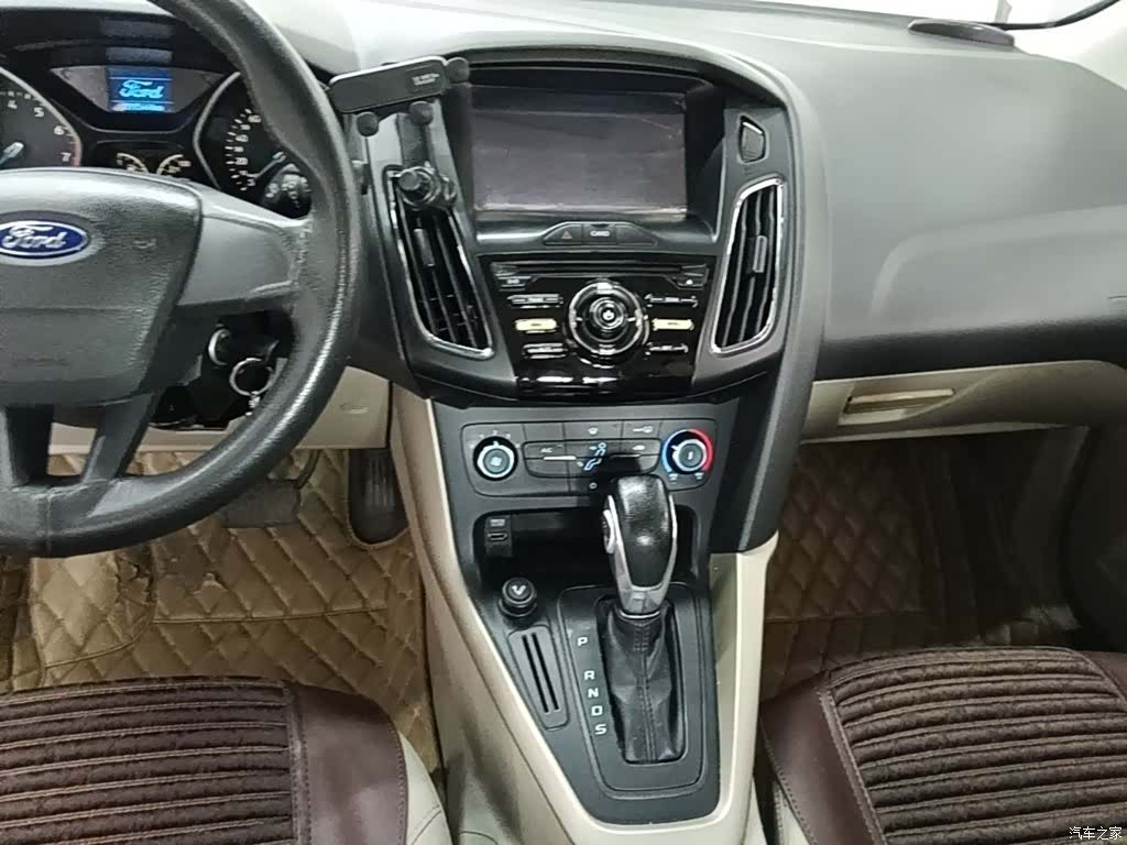 Ford Focus, 2016 13