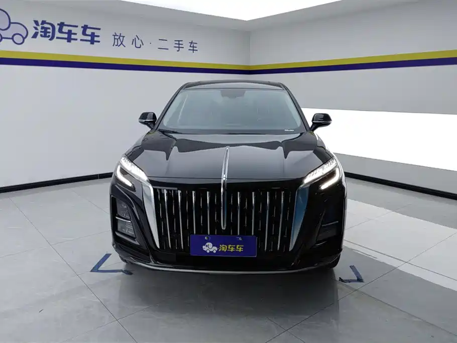 Hongqi HS3