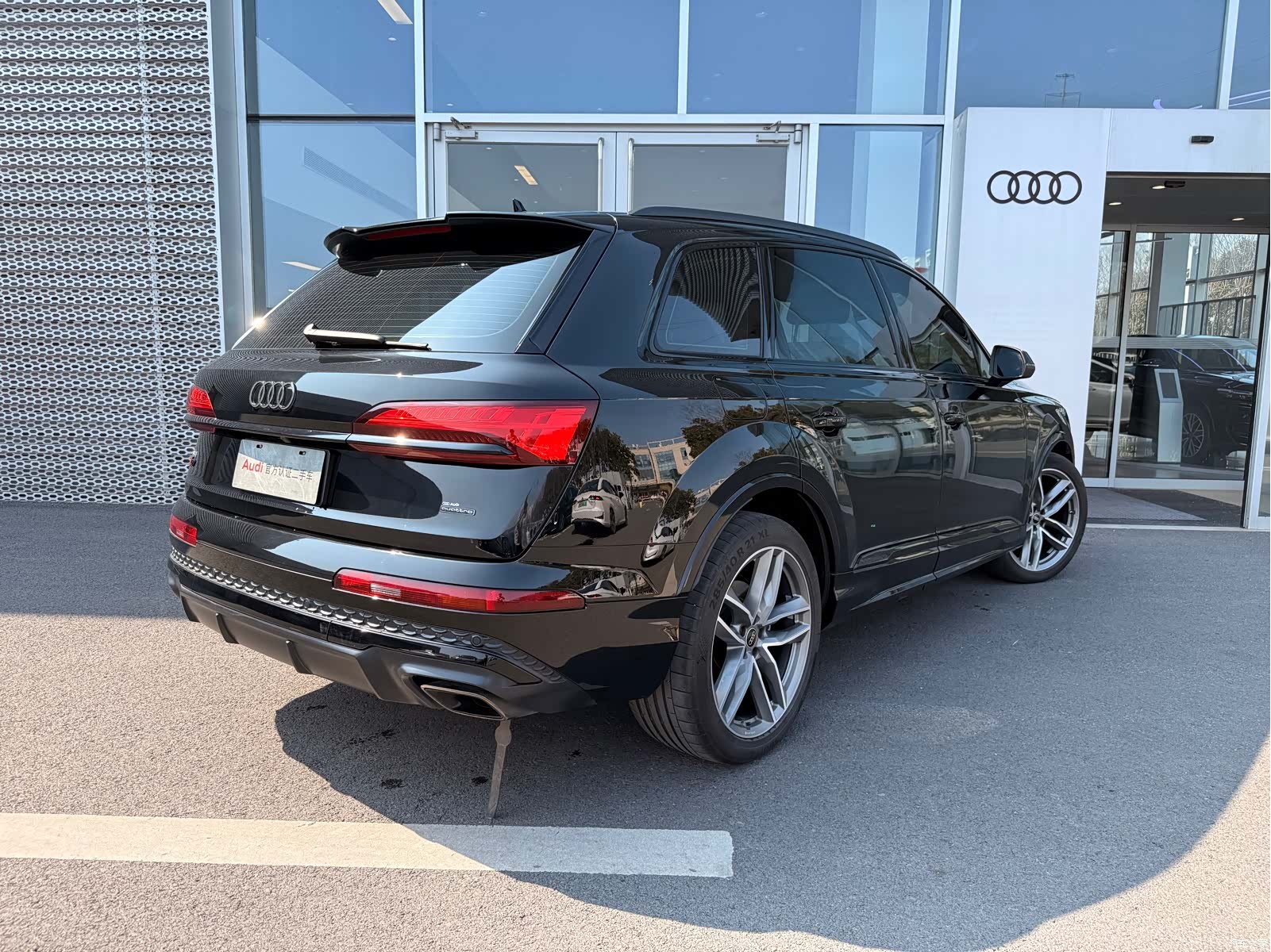 Audi Q7, 2025 4