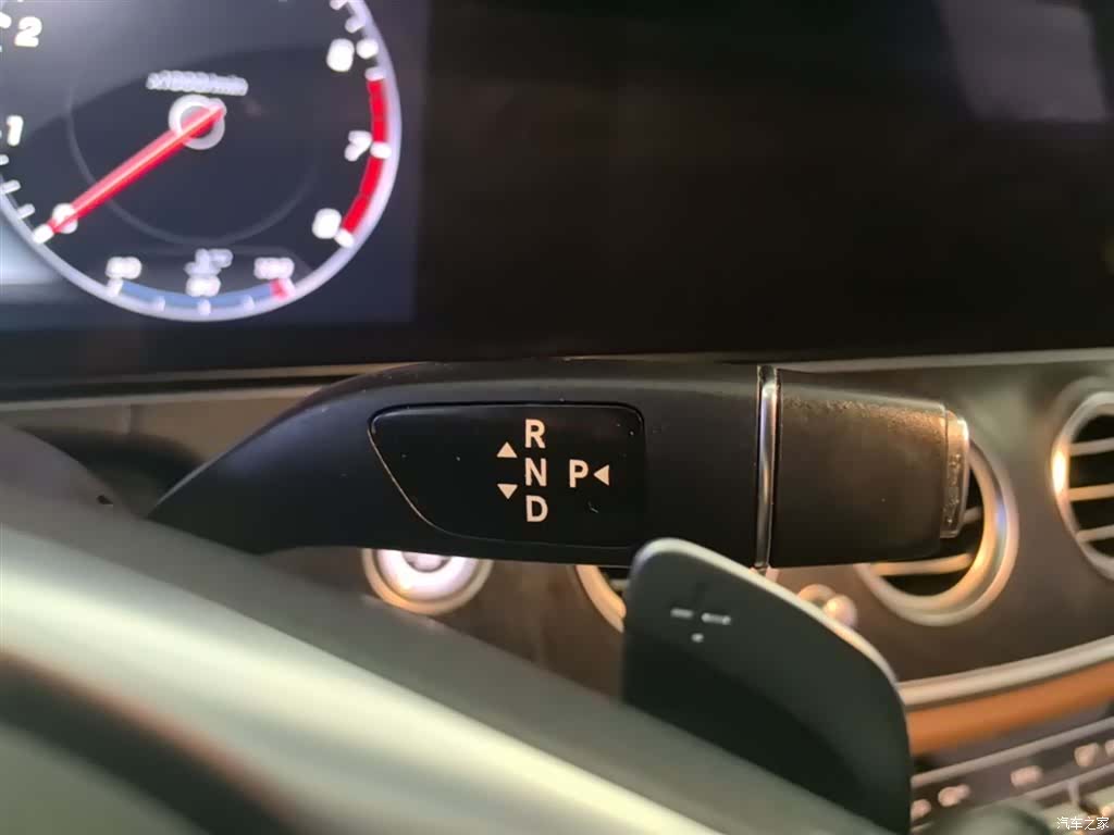 Mercedes-Benz E-Class, 2017 14