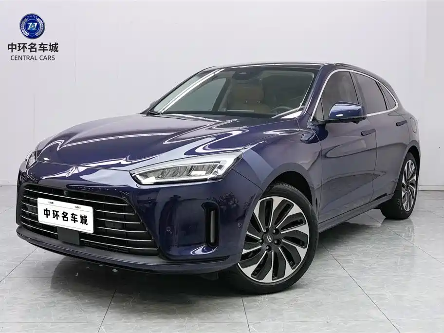 AITO Ask the world M5