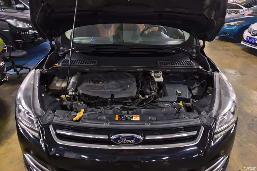 Ford Kuga, 2016 10