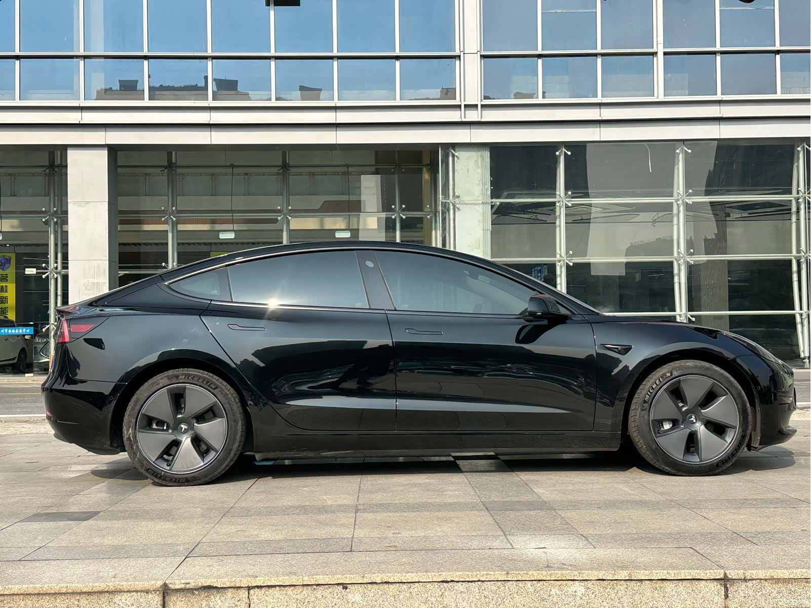 Tesla Model 3, 2023 15