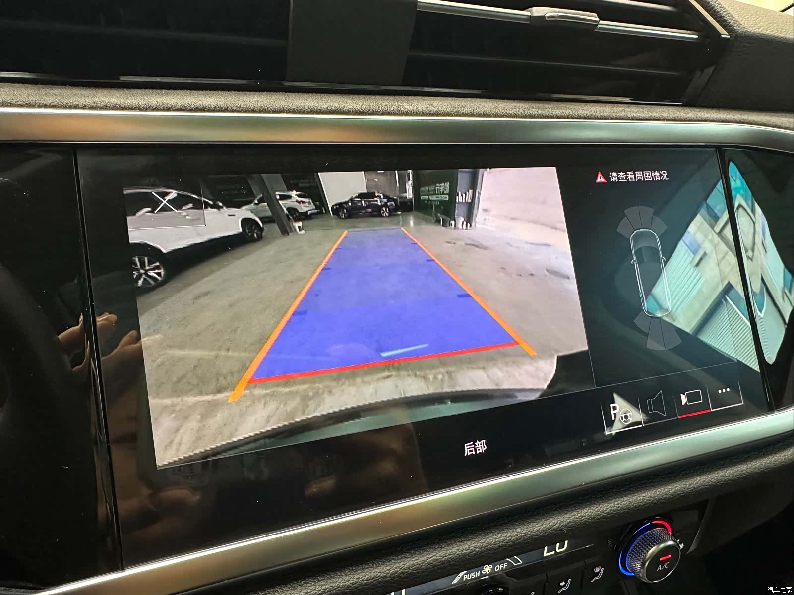 Audi Q3, 2022 16