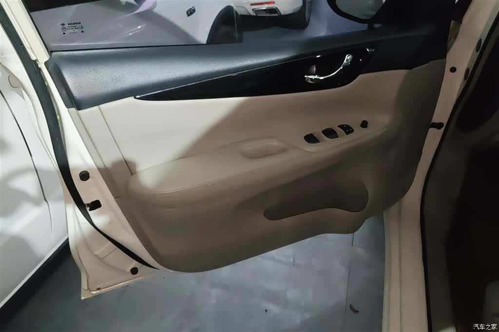 Nissan Tiida, 2016 7
