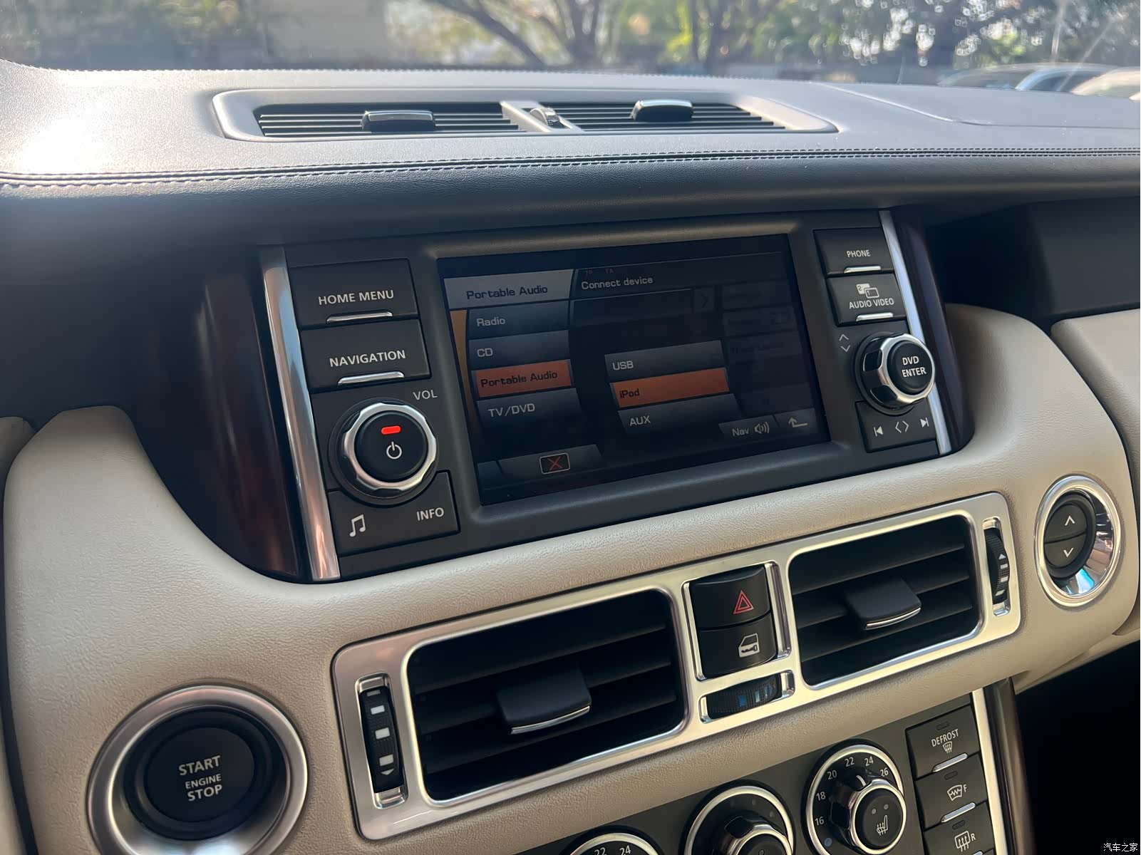 Land Rover Range Rover, 2012 19
