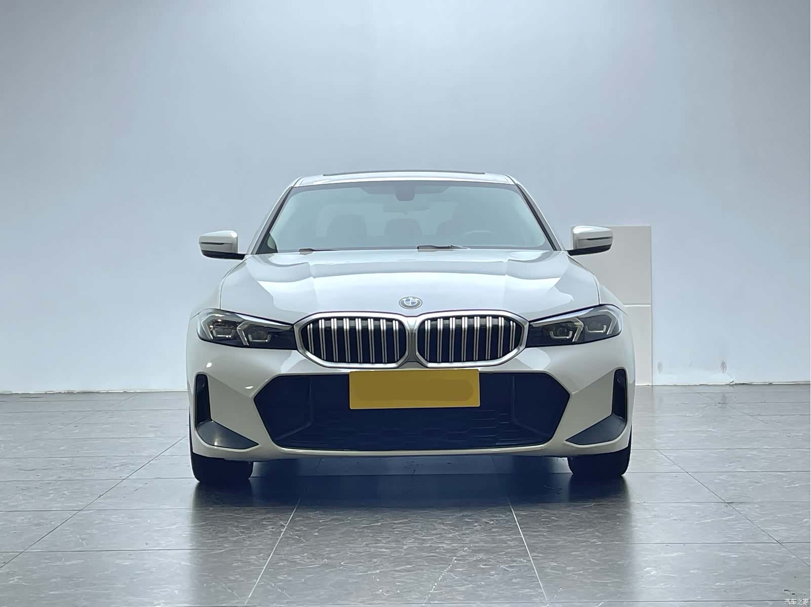 BMW 3 Series, 2023 2