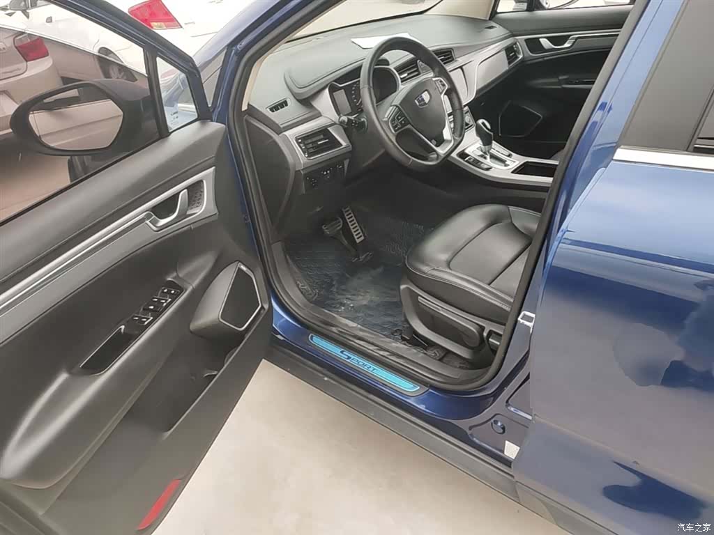 Geely Emgrand, 2018 16