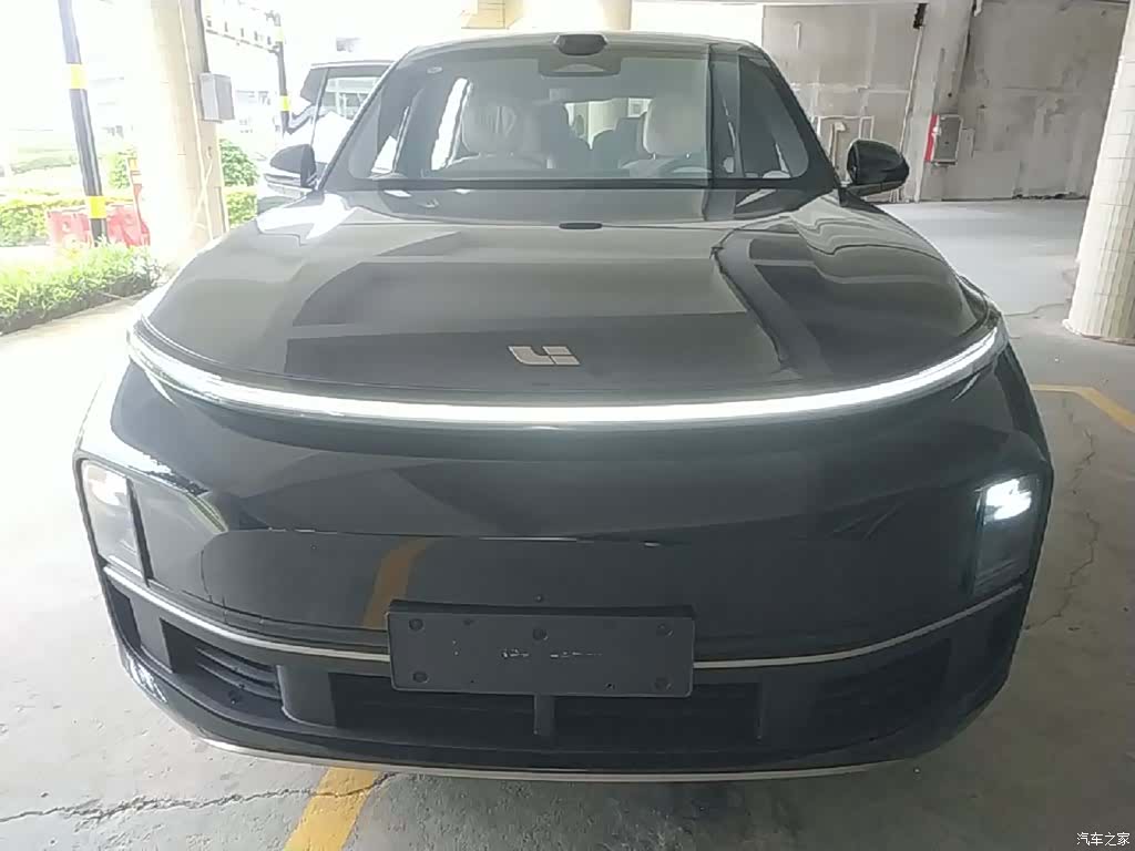 Li Auto L9, 2025 3