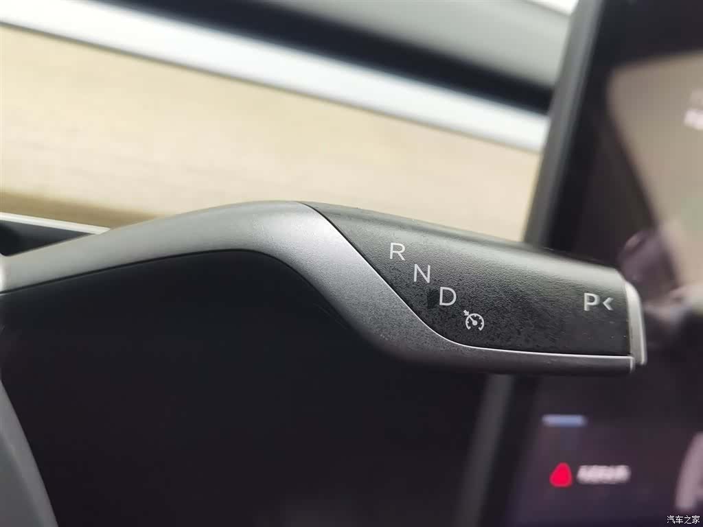 Tesla Model Y, 2022 13