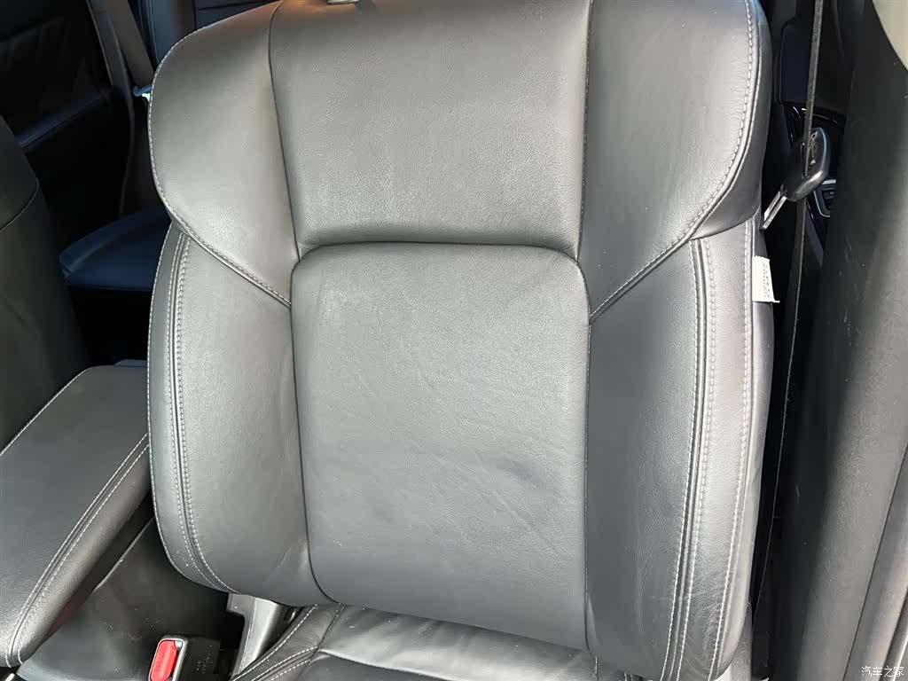 Mitsubishi Outlander, 2019 14