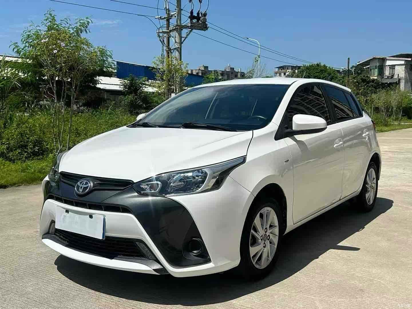 Toyota YARiS L