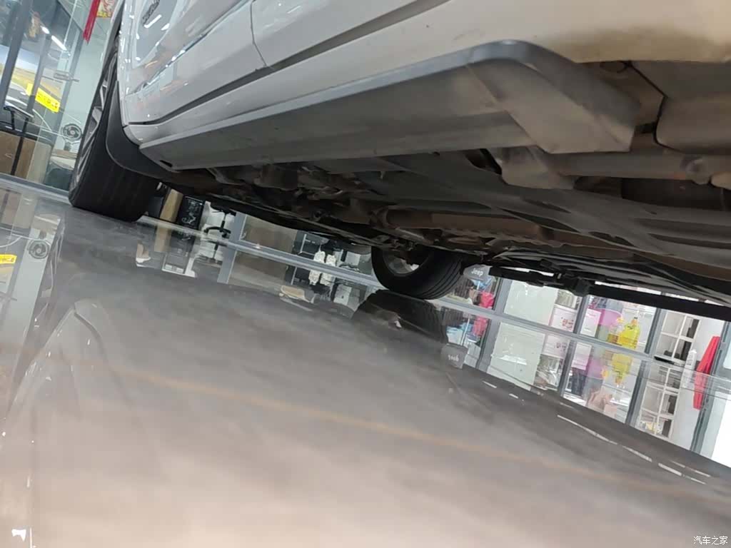 Jeep Grand Commander, 2018 22
