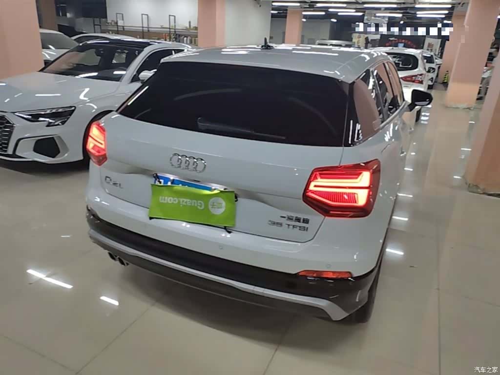 Audi Q2L, 2020 7