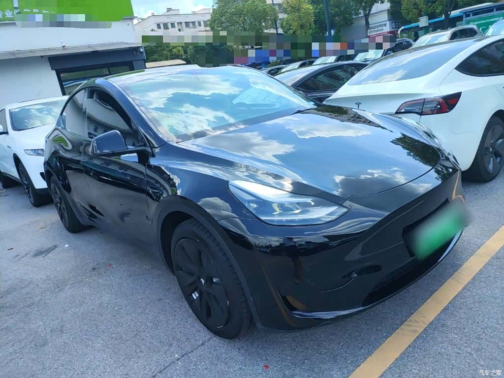 Tesla Model Y, 2022 4