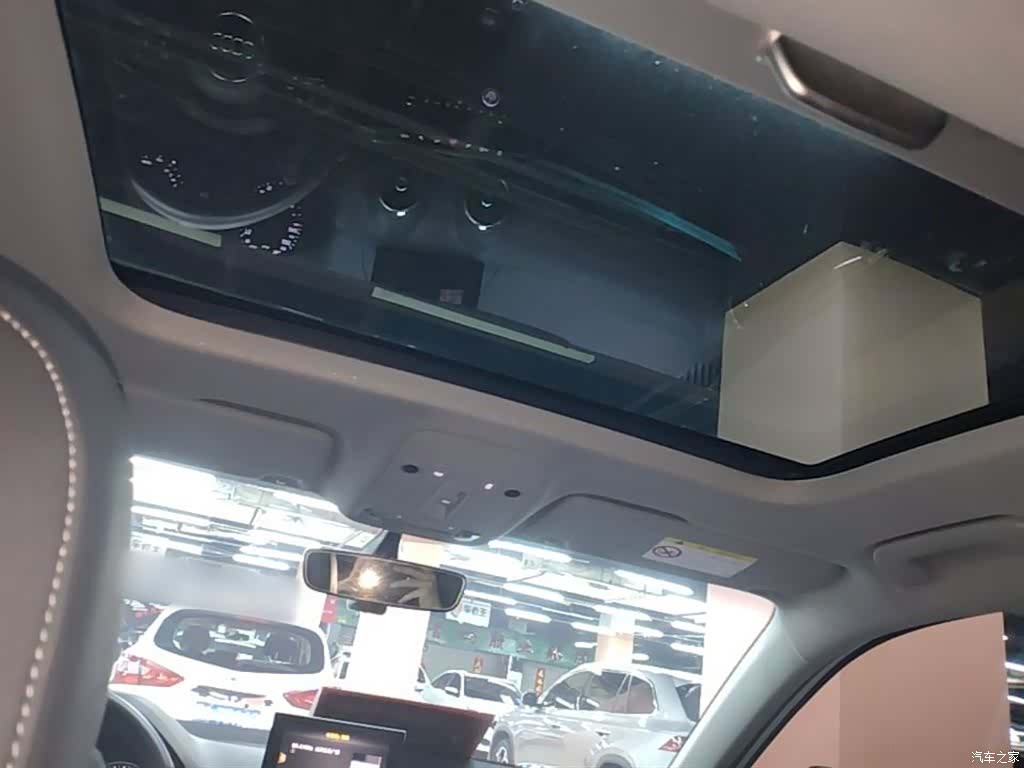 Audi Q2L, 2020 18