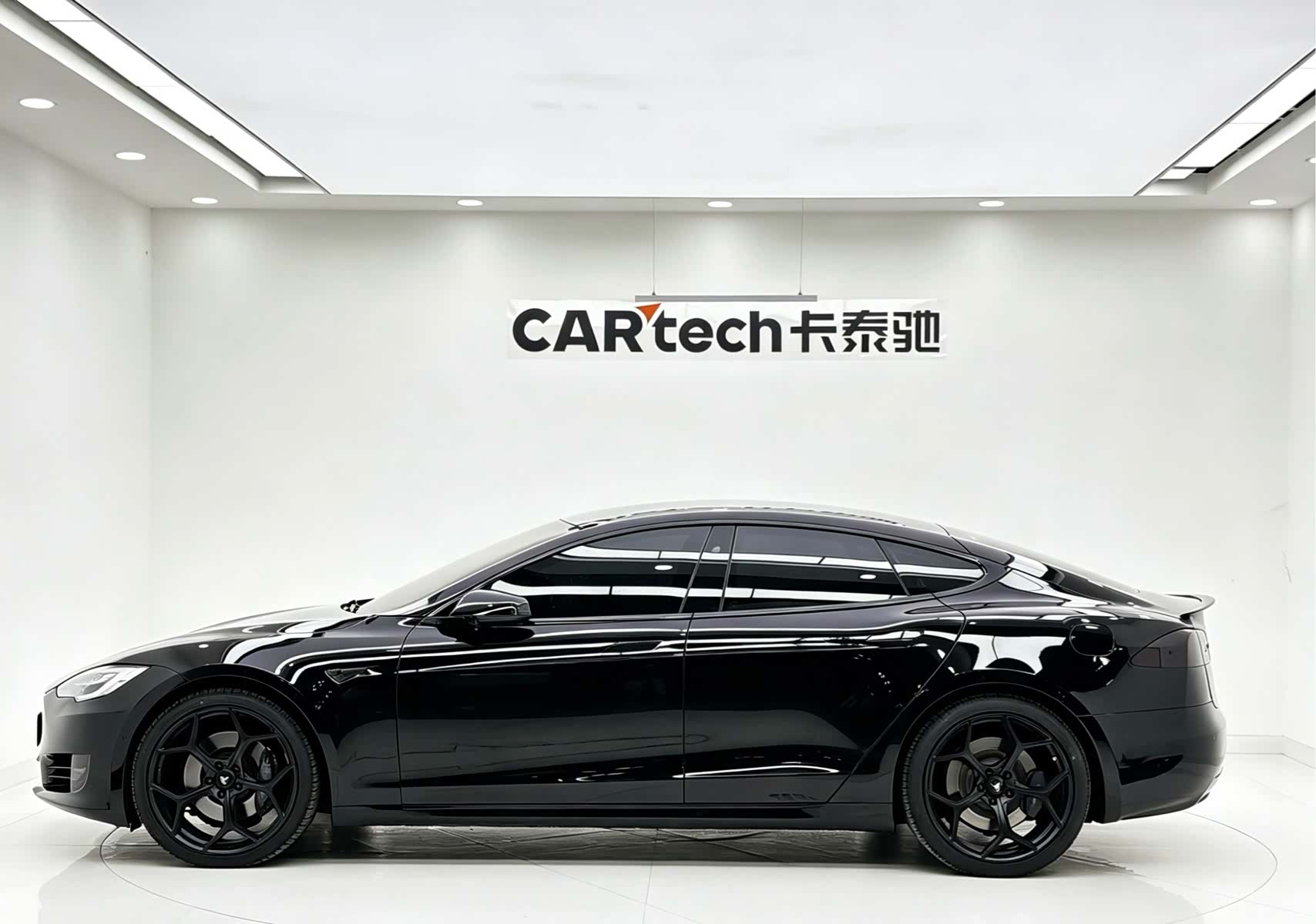 Tesla Model S, 2021 все фото