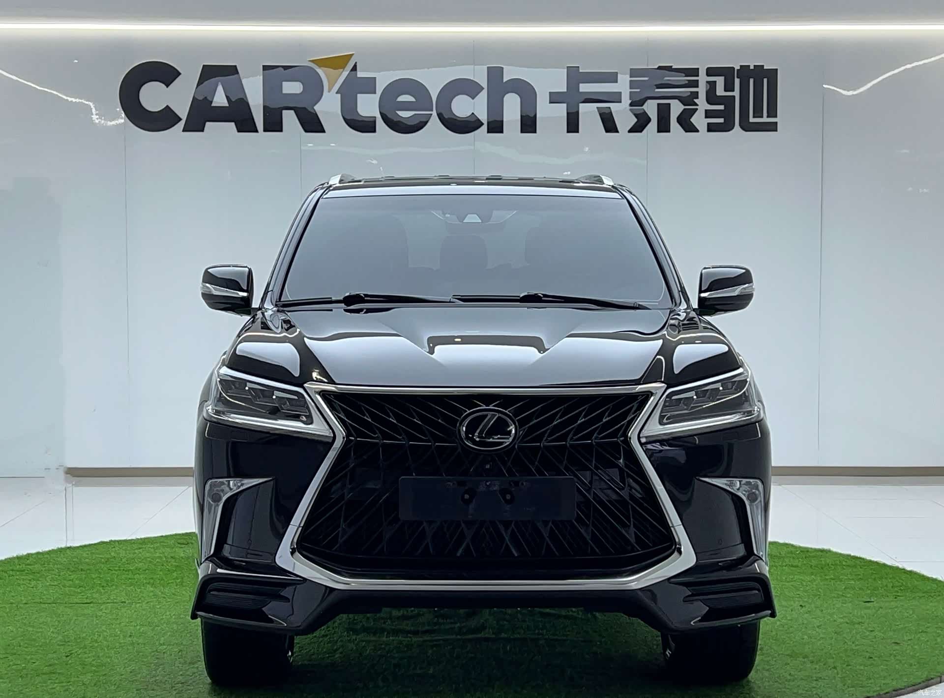 Lexus LX, 2019 7