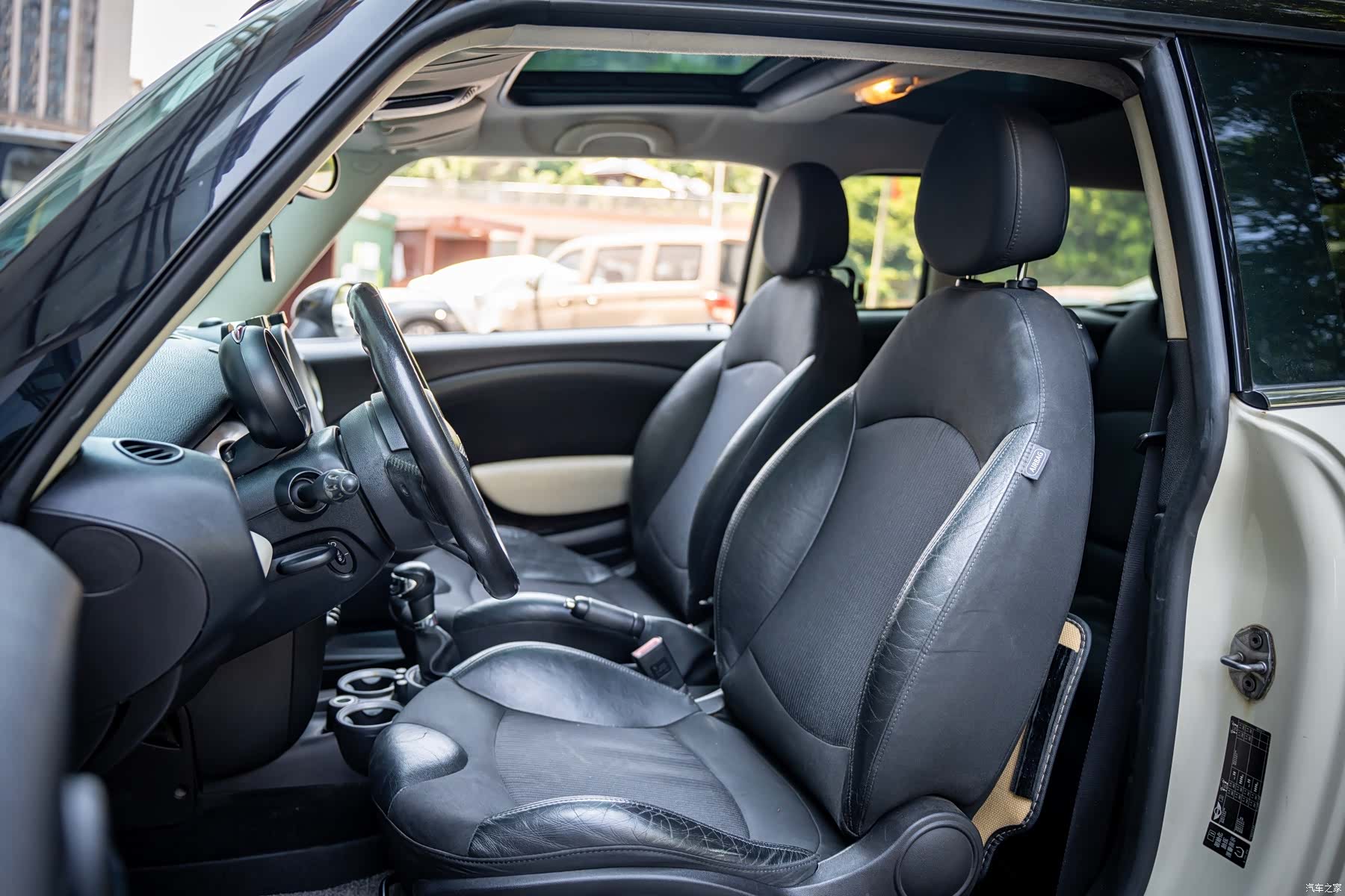 Mini Clubman, 2011 19