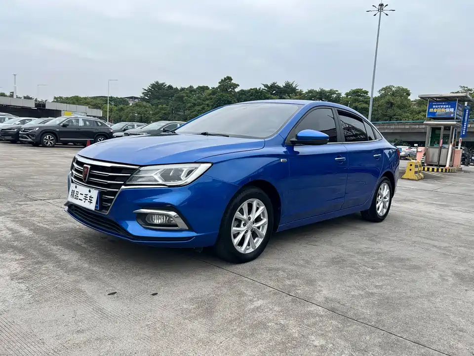 Roewe i5
