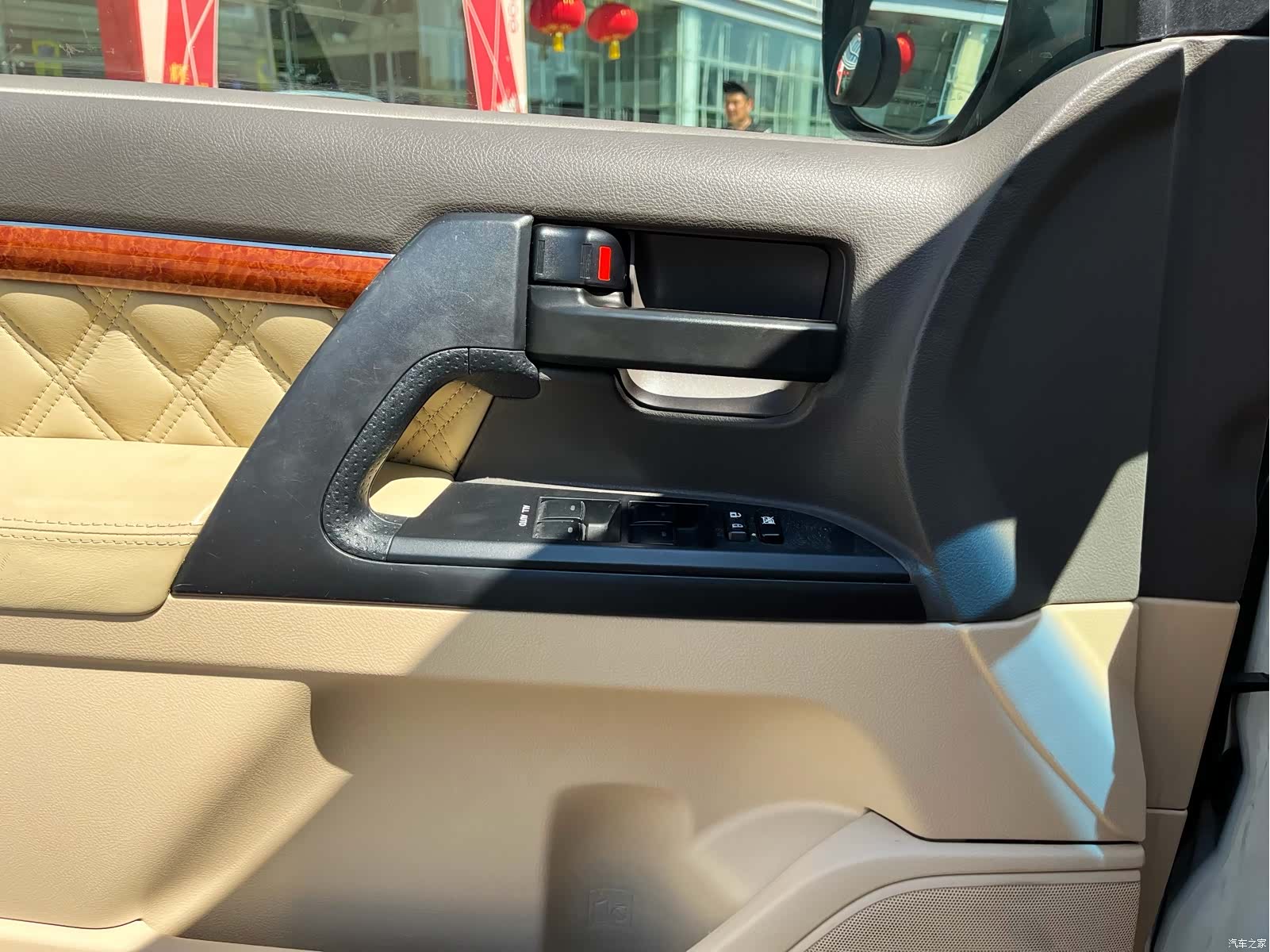 Toyota Land Cruiser, 2015 12