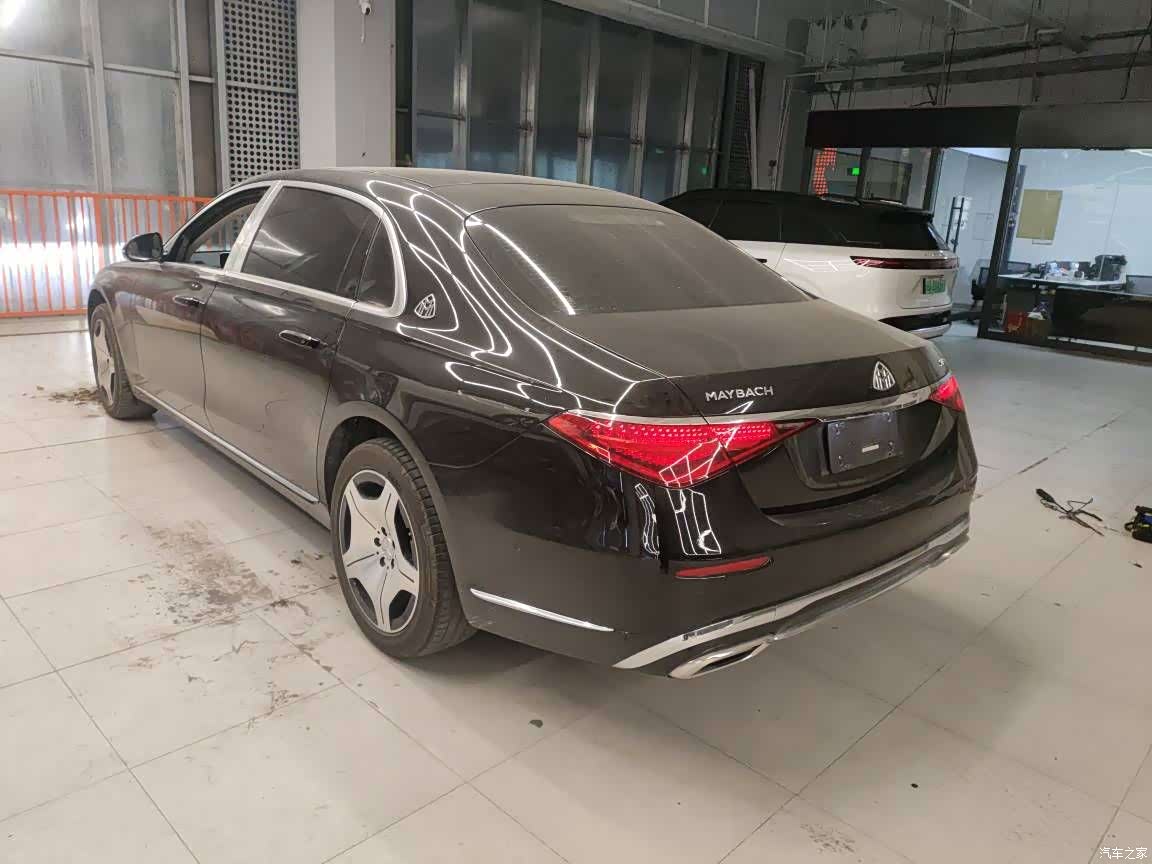 Maybach S-Class, 2022 4
