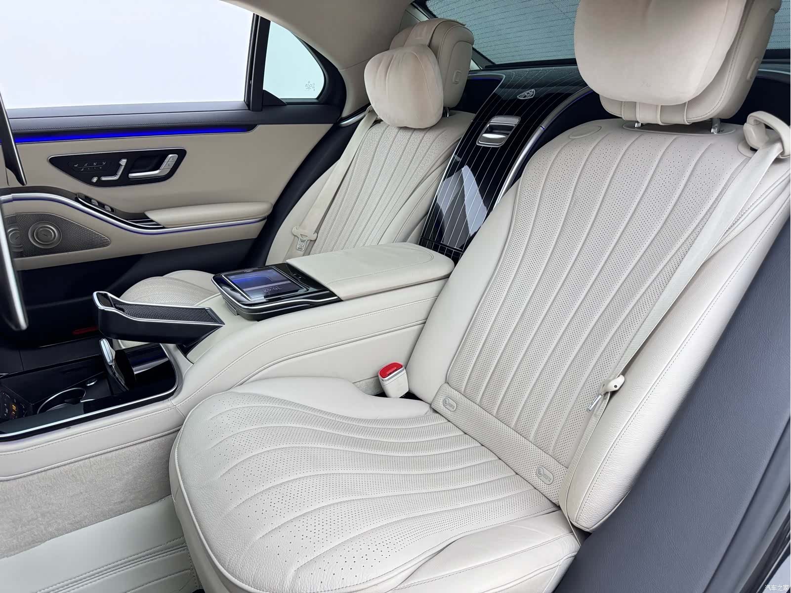 Mercedes-Benz S-Class, 2022 11