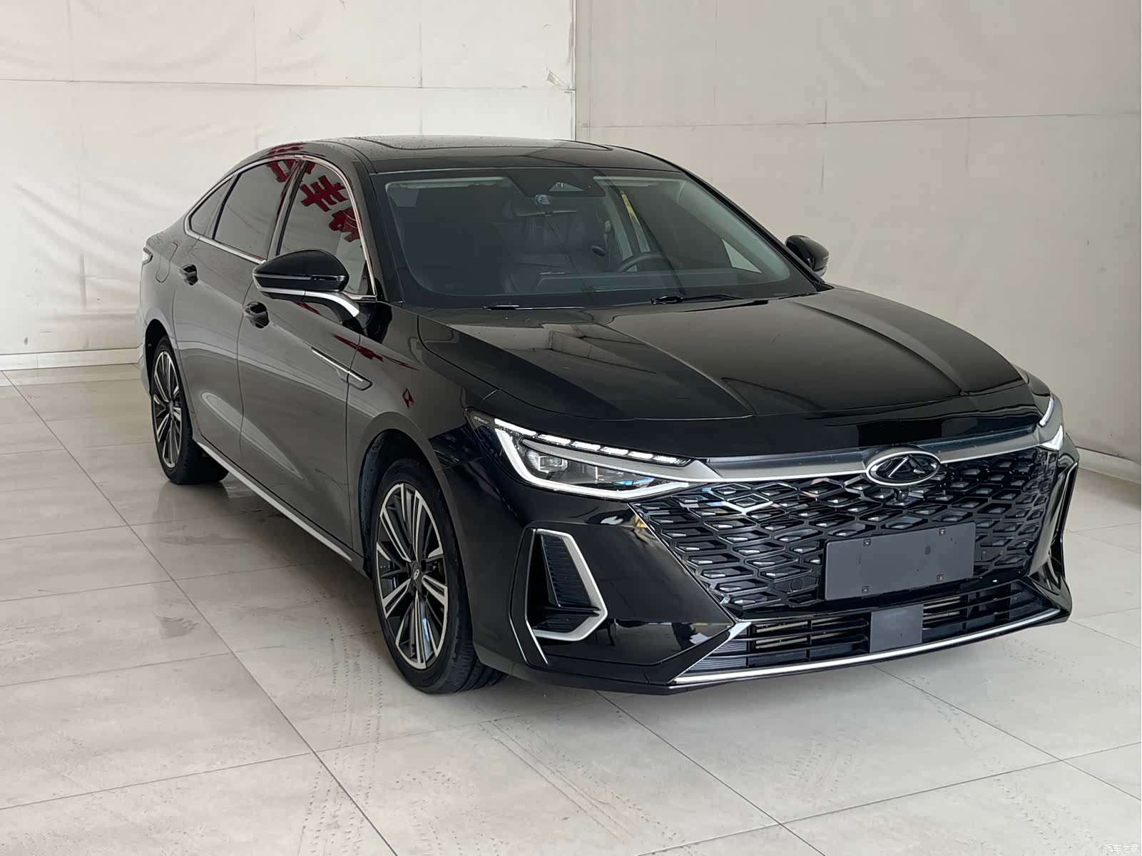 Chery Arrizo 8, 2023 3